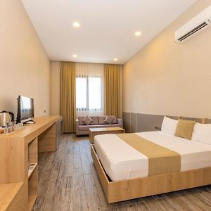 Studio con letto king size